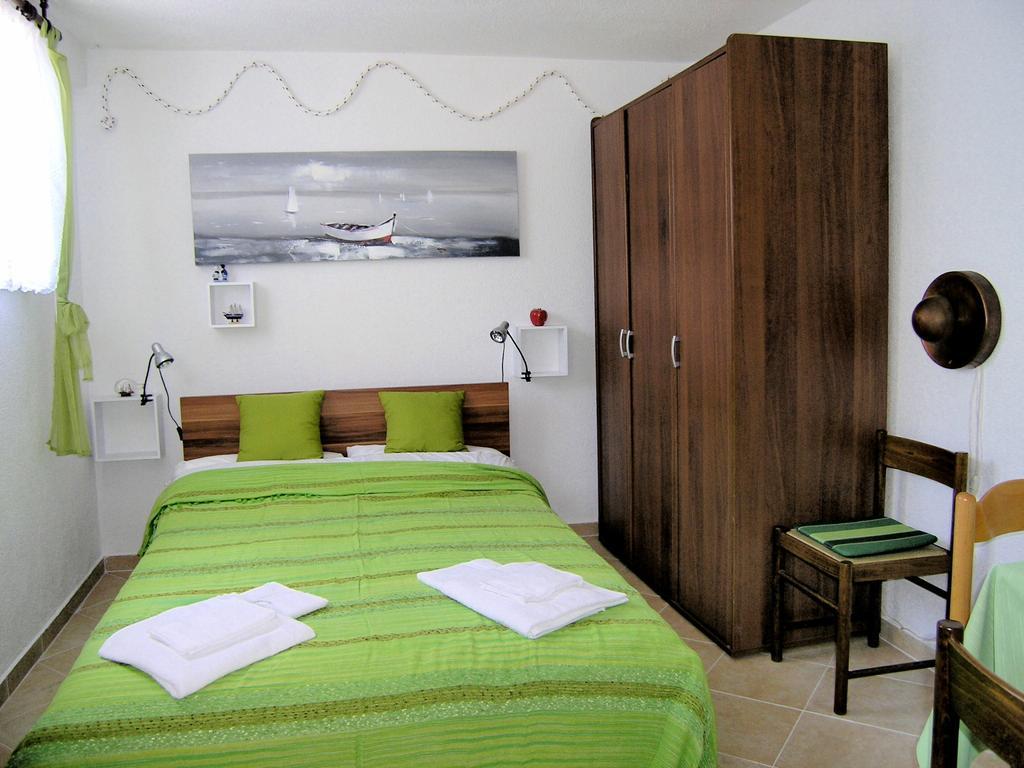 Studio Apartment Tamara Krk Town Camera foto