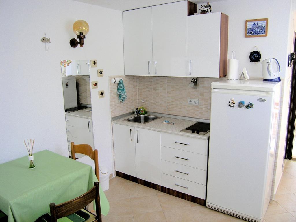 Studio Apartment Tamara Krk Town Camera foto