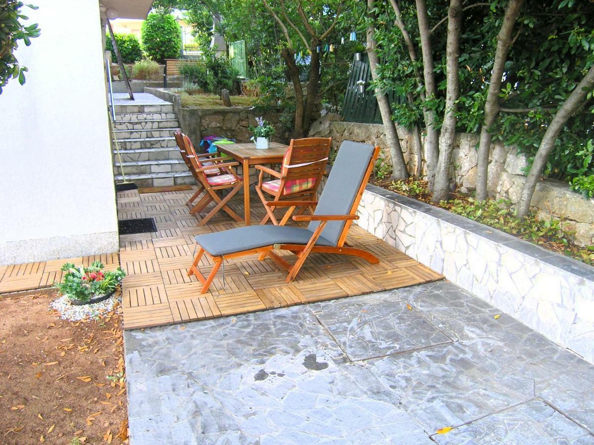 Studio Apartment Tamara Krk Town Esterno foto